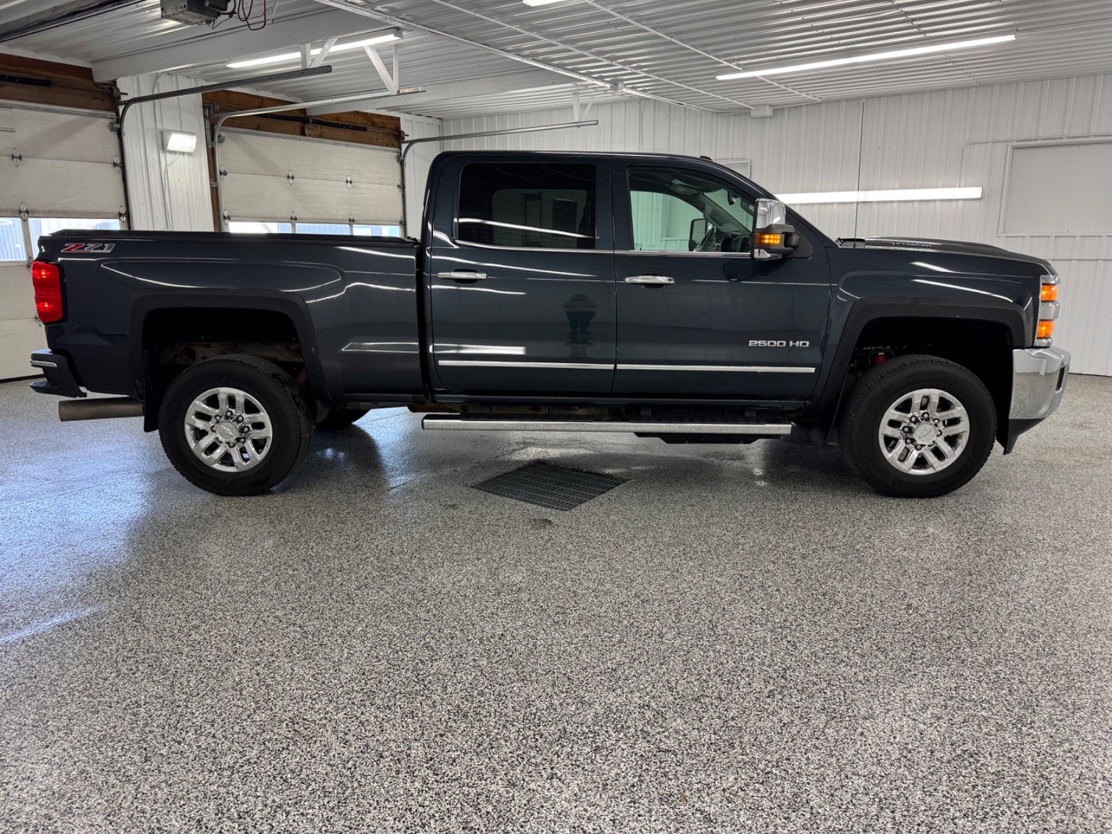 2017 Chevrolet Silverado 2500HD — detail view